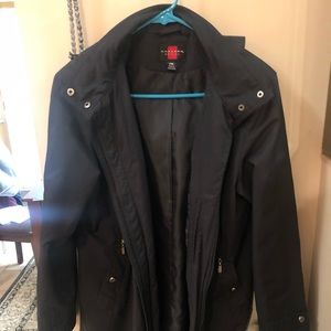 Women’s rain jacket